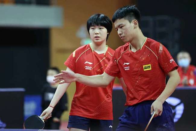索尼克与塔